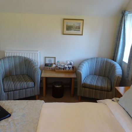Hunters Croft Bed & Breakfast Sway ภายนอก รูปภาพ