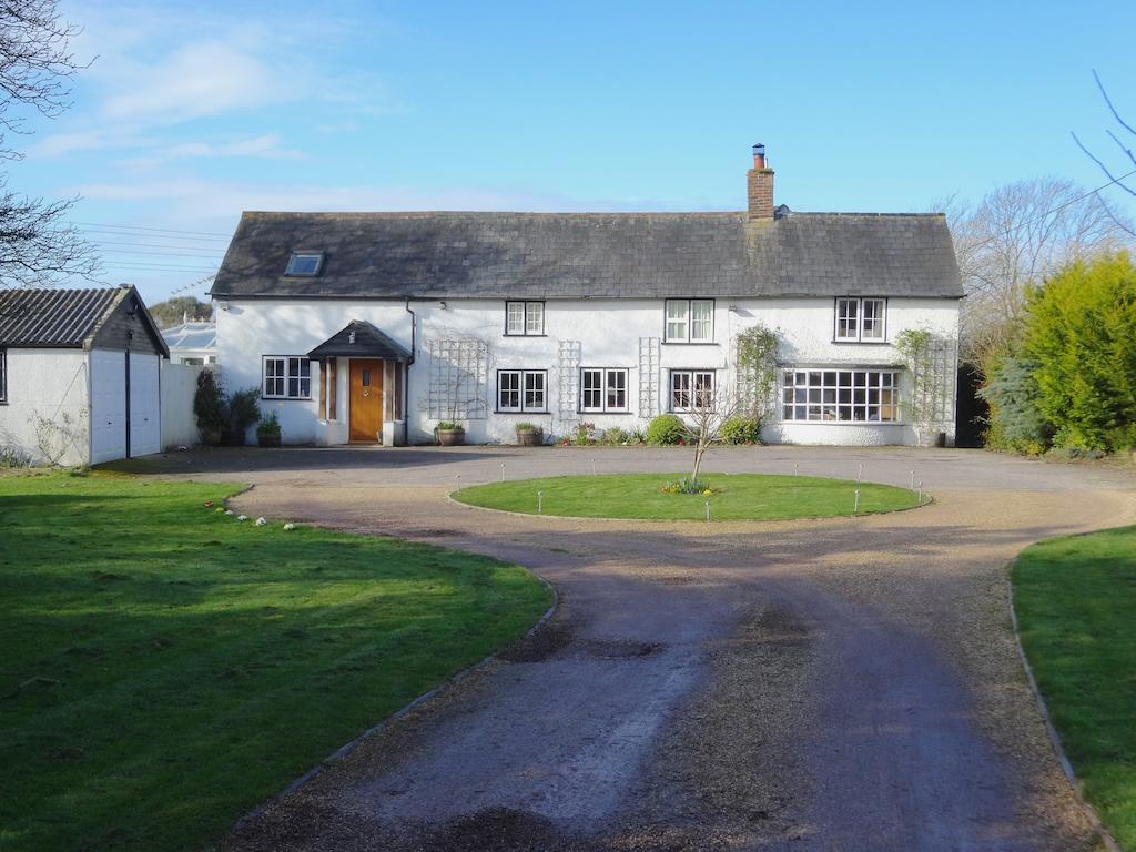 Hunters Croft Bed & Breakfast Sway ภายนอก รูปภาพ